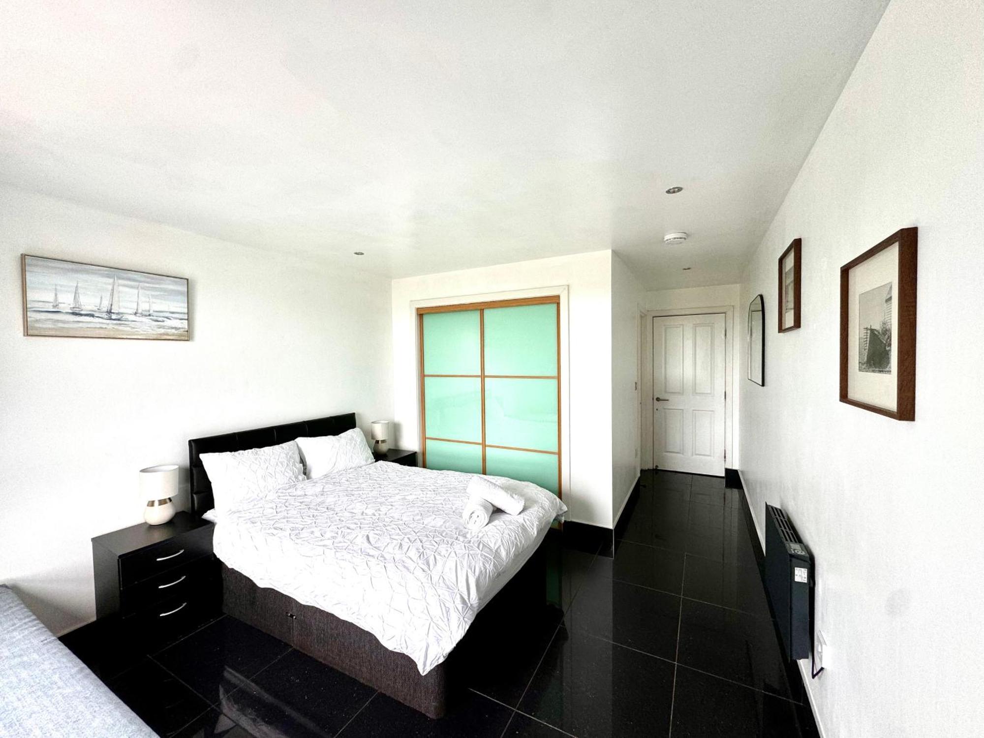 Ocean Park Apartments - Oceanfront - Free Parking And Fast Wifi Единбург Екстер'єр фото