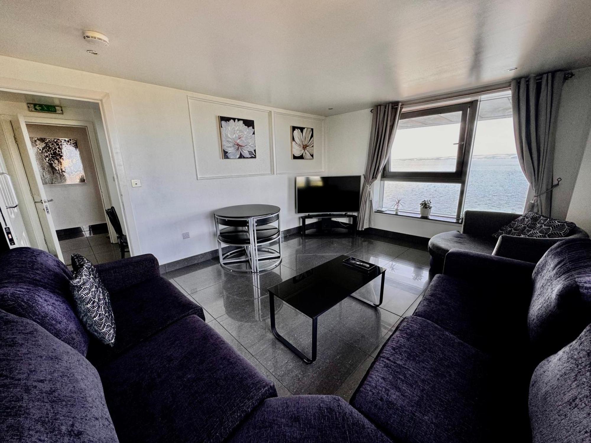 Ocean Park Apartments - Oceanfront - Free Parking And Fast Wifi Единбург Екстер'єр фото